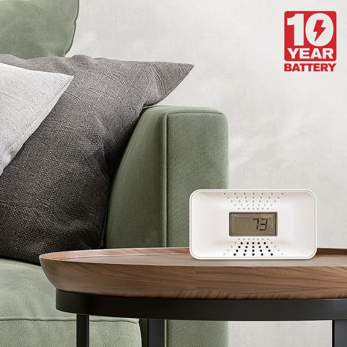 10 year battery icon over image of a thermostat